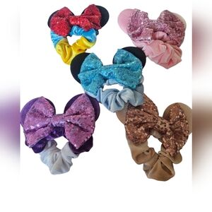 Vibrant Minnie Hair Accessories